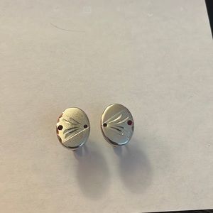 Cuff links